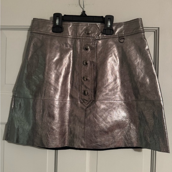 Zara Dresses & Skirts - Zara Shimmering Silver metallic Mini Skirt